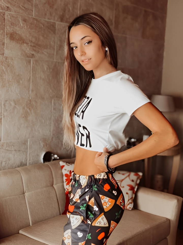 Катюша привлекательная девушка из Кумертау цена от 10000 руб