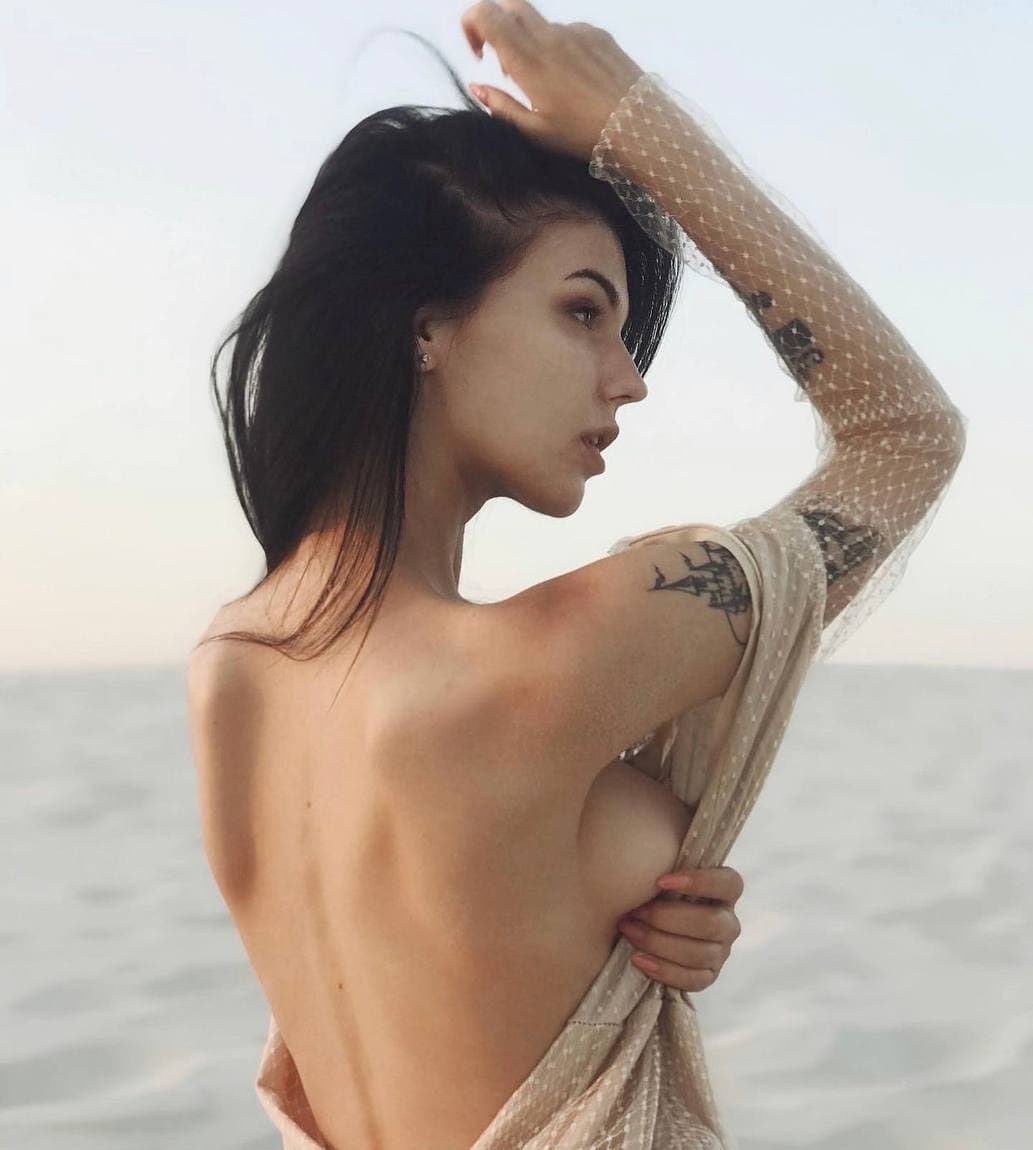 Анюта привлекальеная девушка из Кумертау цена от 3000 руб