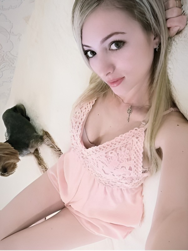 Элина привлекательная девушка из Кумертау цена от 2500 руб