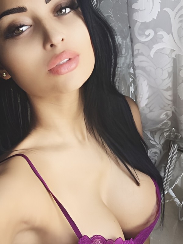 Евлалия привлекательная девушка из Кумертау цена от 5000 руб