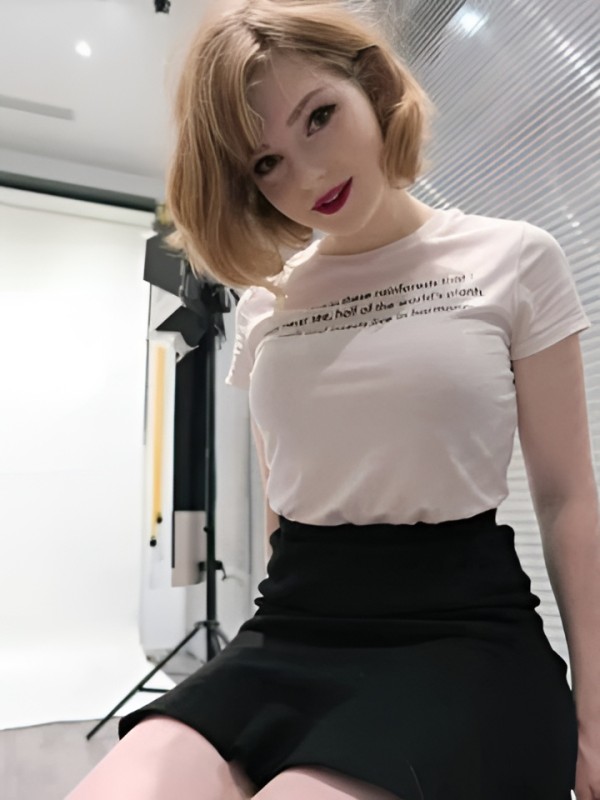 Кристина привлекательная девушка из Кумертау цена от 1500 руб