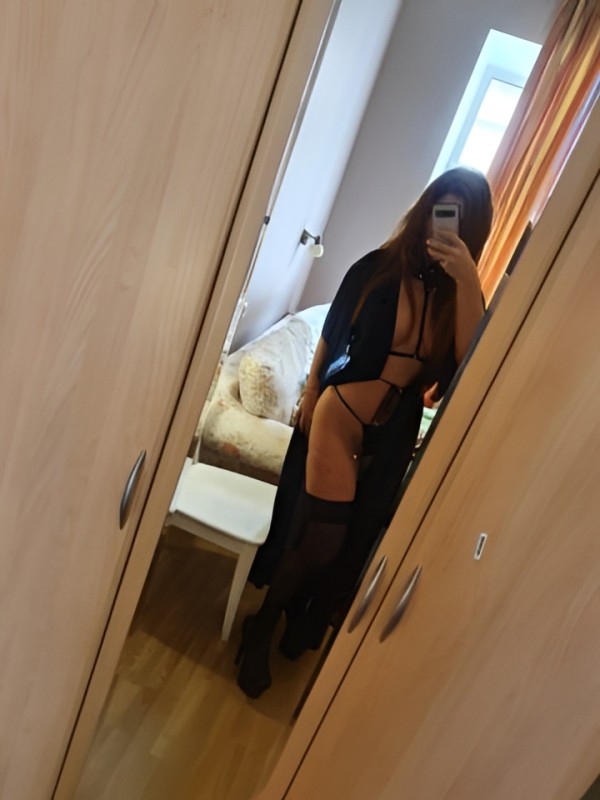 Лина привлекательная девушка из Кумертау цена от 4000 руб