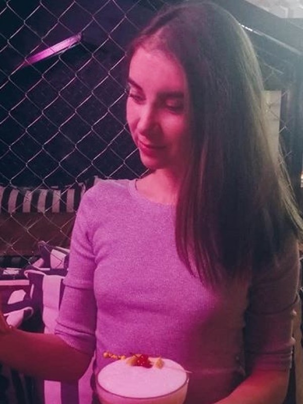 Яна привлекательная девушка из Кумертау цена от 3000 руб