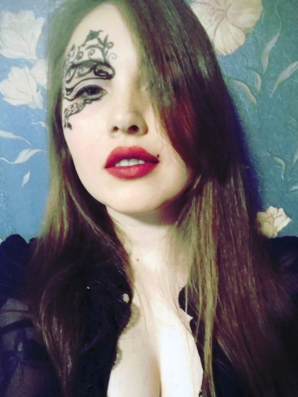 Лизонька привлекательная девушка из Кумертау цена от 3000 руб